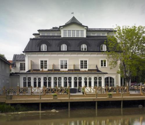 Atellet Hotell Norrtälje المظهر الخارجي الصورة